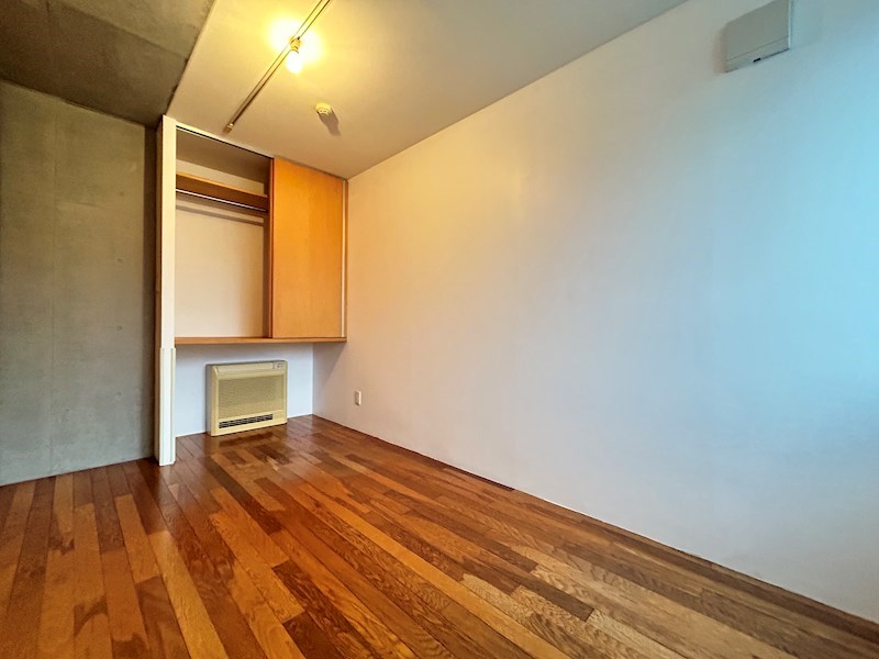 ＳＵＮＮＹ　ＣＯＵＲＴ ベッドルーム