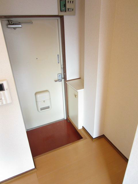 カーザ・ディ・ファミリア   玄関