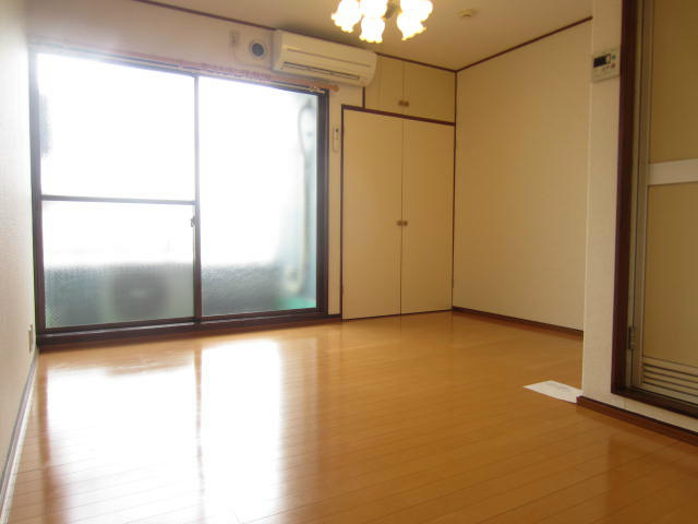 カーザ・ディ・ファミリア   リビング