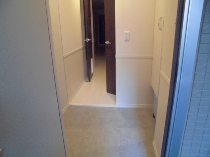 アンリジエール 玄関