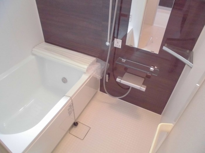 アンリジエール 風呂画像