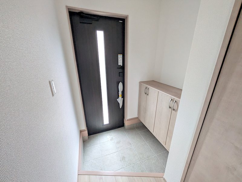 小島貸家 玄関