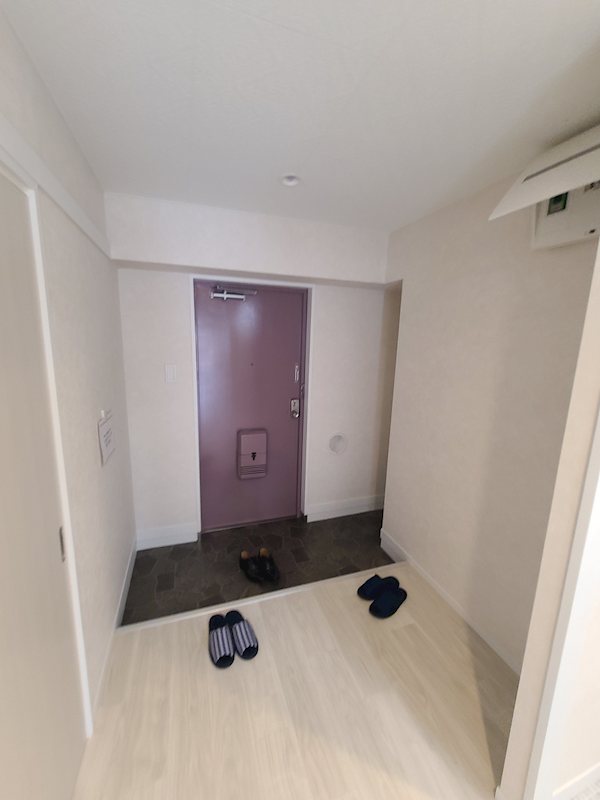 シャルム・Ｋ・カーサ 玄関