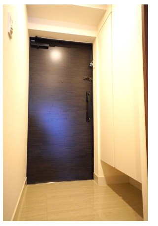 アヴァンカーサ町屋 玄関