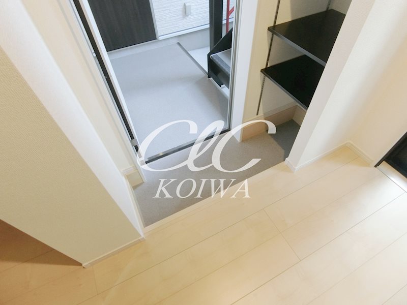 プティ・ロシェ小岩 玄関