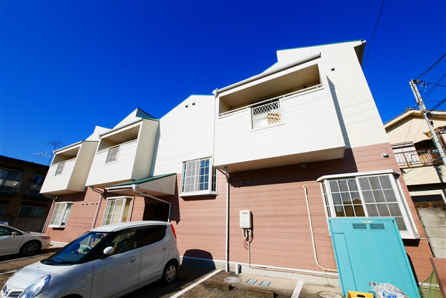 オリーブ 外観写真