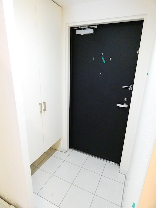 エスティメゾン大島 玄関