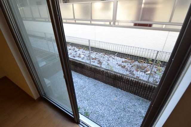 レッドカーラント ベランダ