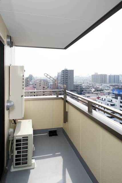 リヴェールタワー綾瀬 ベランダ