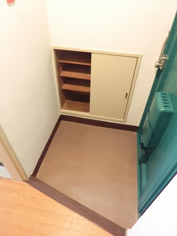 町田ファミール 玄関