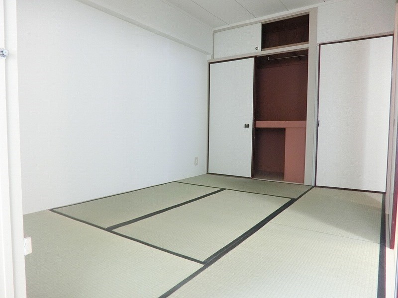 町田ファミール ベッドルーム