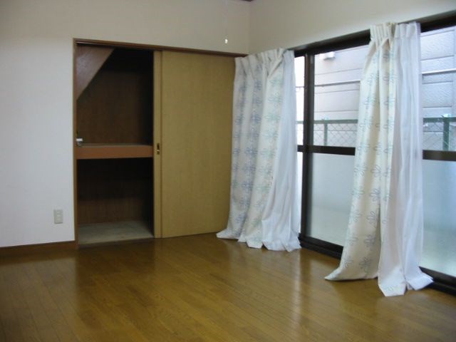 伊藤アパート  ベッドルーム