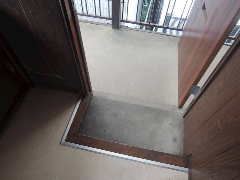 第一関口荘 玄関