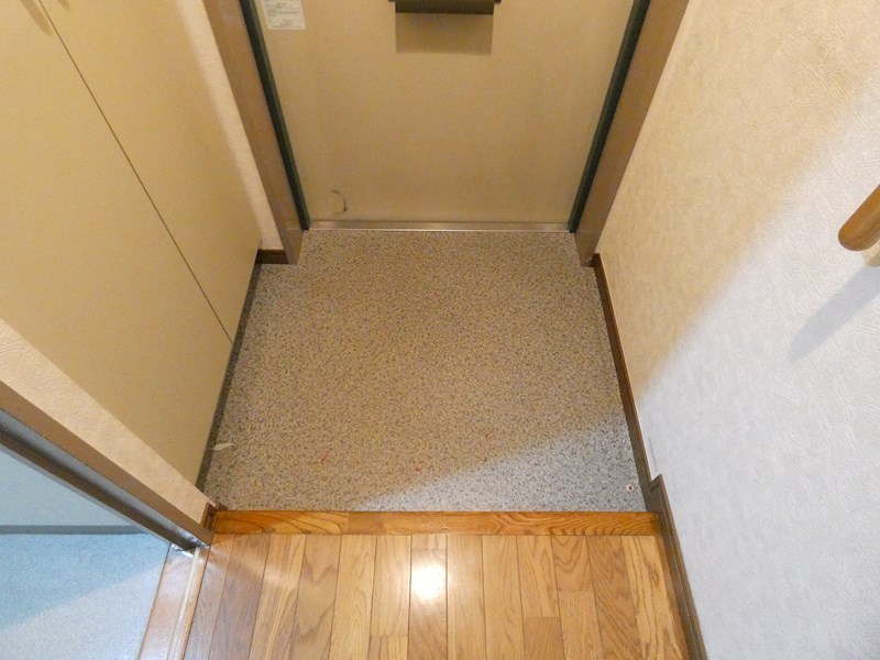 ドルツイザイム 玄関