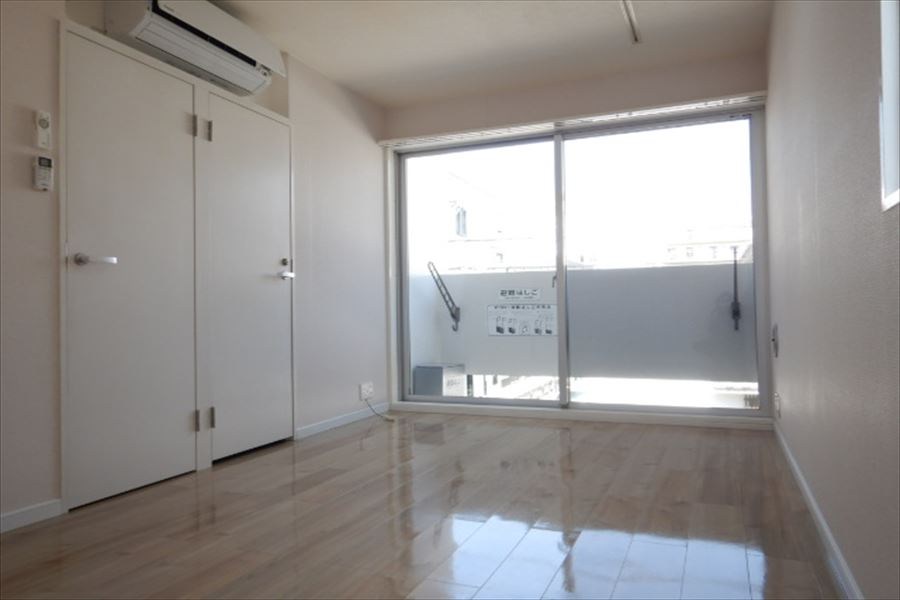 １０１０　Ｓｑｕａｒｅ リビング