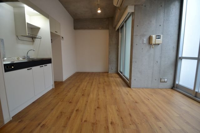 ＡＳＯＮＥ月島（アズワン） リビング