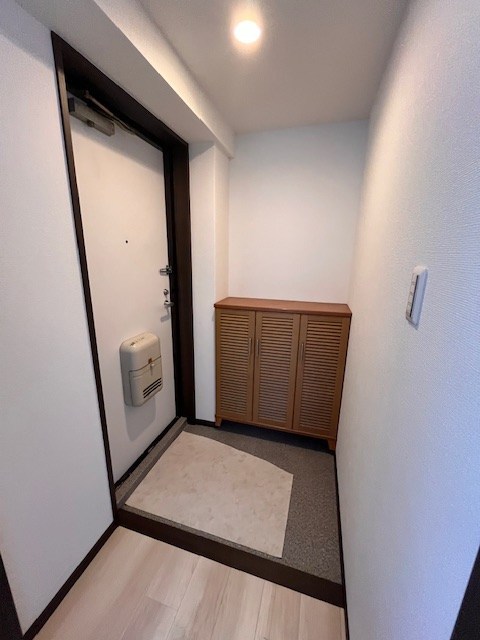 三家第１ビル 玄関