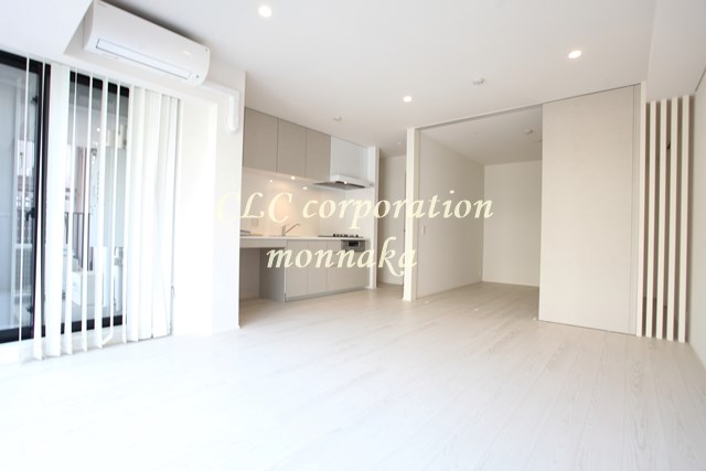 プライムメゾン両国 リビング