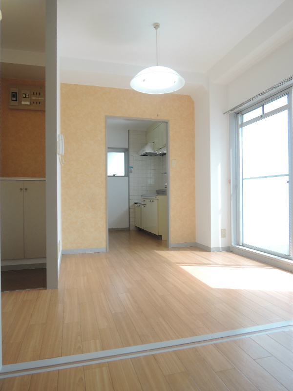 ハイネス成輪 リビング