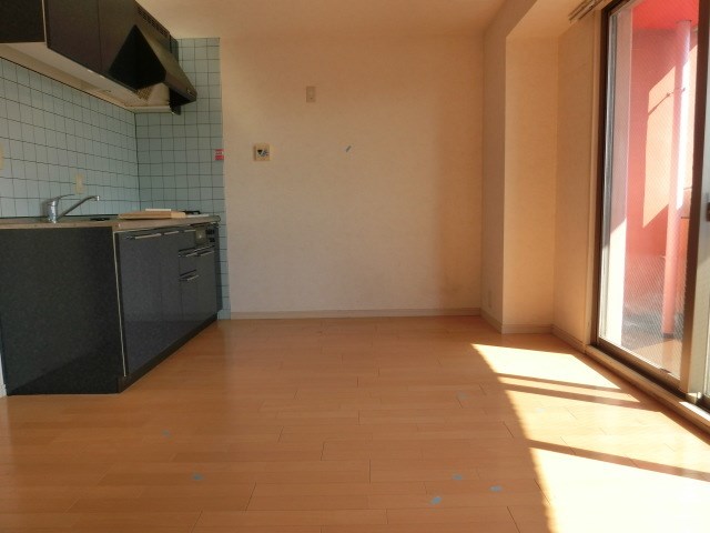 アンティニティ　アヤセ リビング