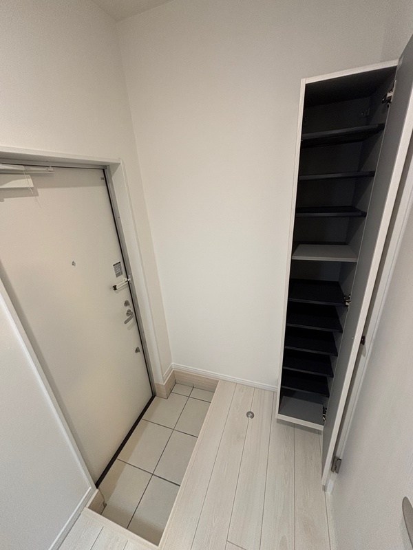 CS千住新橋 玄関