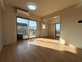 ラグゼナ平井ノース リビング