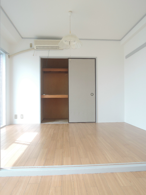 ハイネス成輪 ベッドルーム