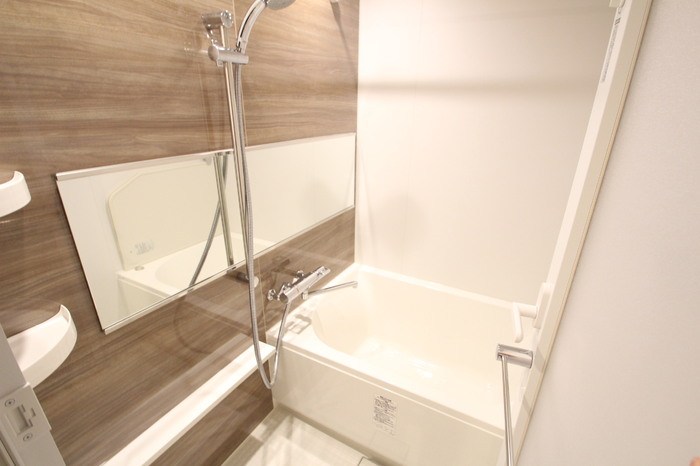 ザ・レジデンス・オブ・トーキョーＣ18 風呂画像