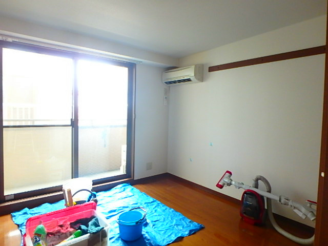 メゾンドゥエスポワール リビング