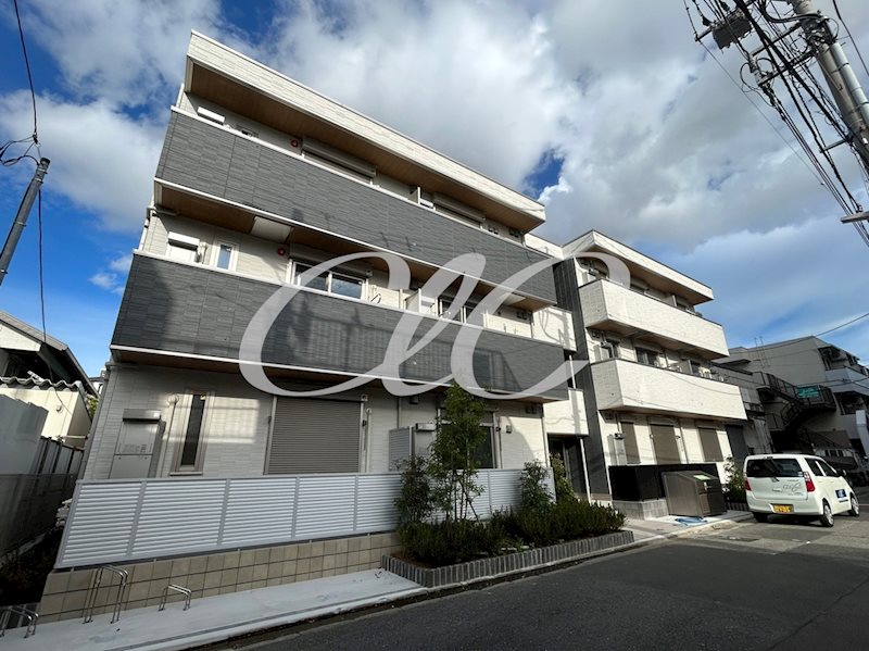 アヴァンス千住緑町  205号室 外観