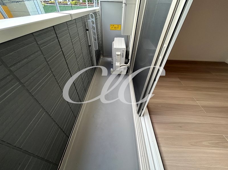 アヴァンス千住緑町  ベランダ