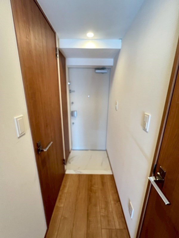 グランカーサ尾久 玄関