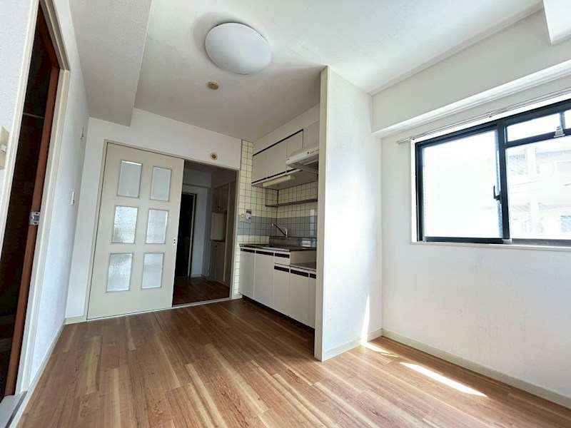 横山ビル リビング