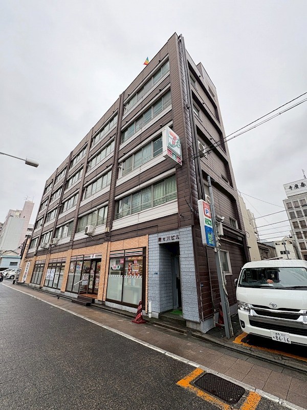 寿々川ビル 外観