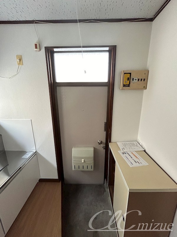 高橋ハイツ 玄関