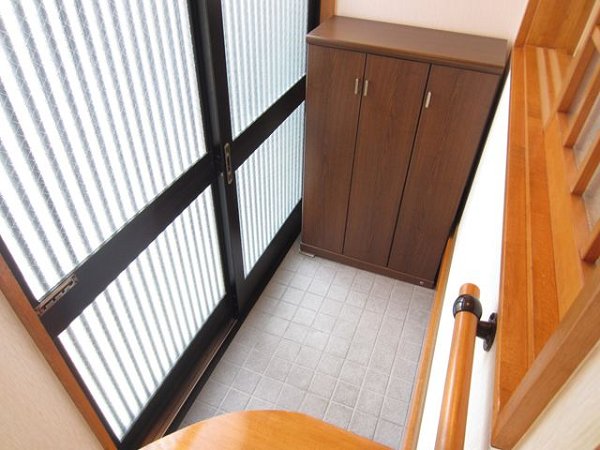 本木東町戸建 玄関