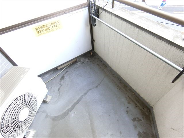 トナミビル ベランダ