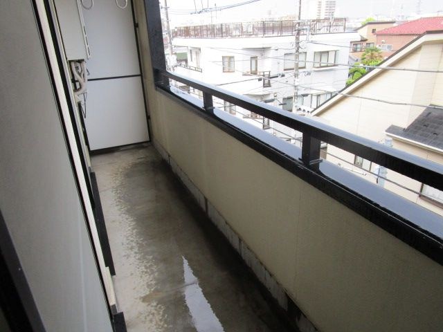 ブルーウッド保塚 ベランダ
