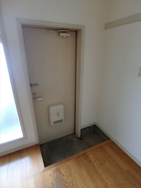 ハイツ吉敷 玄関