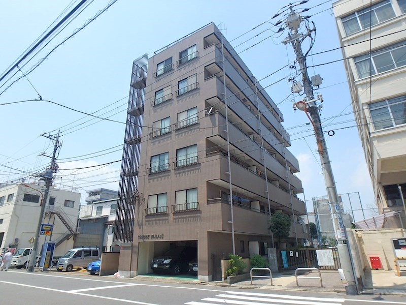 ＣＨＥＲＲＹ　ＰＡＬＡＣＥ 外観