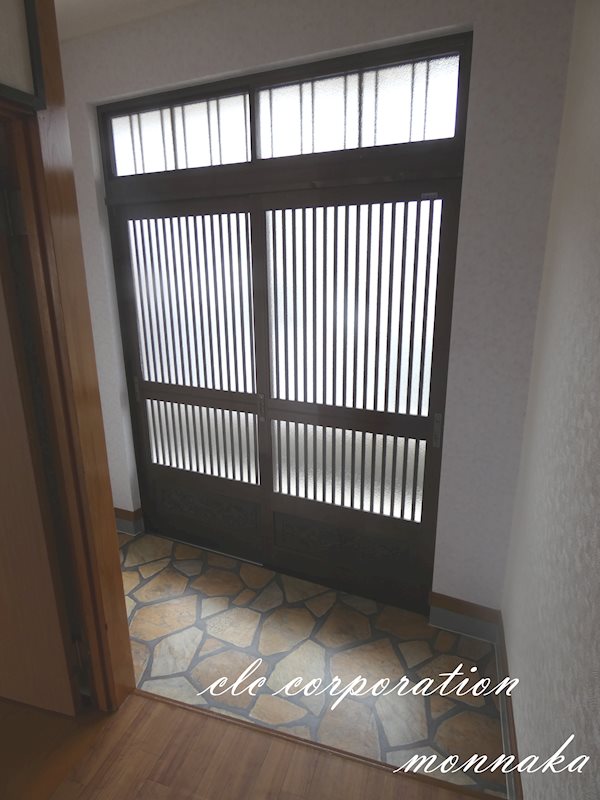 松山コーポ  玄関