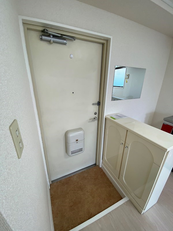 マンシオン・ロレーヌ 玄関