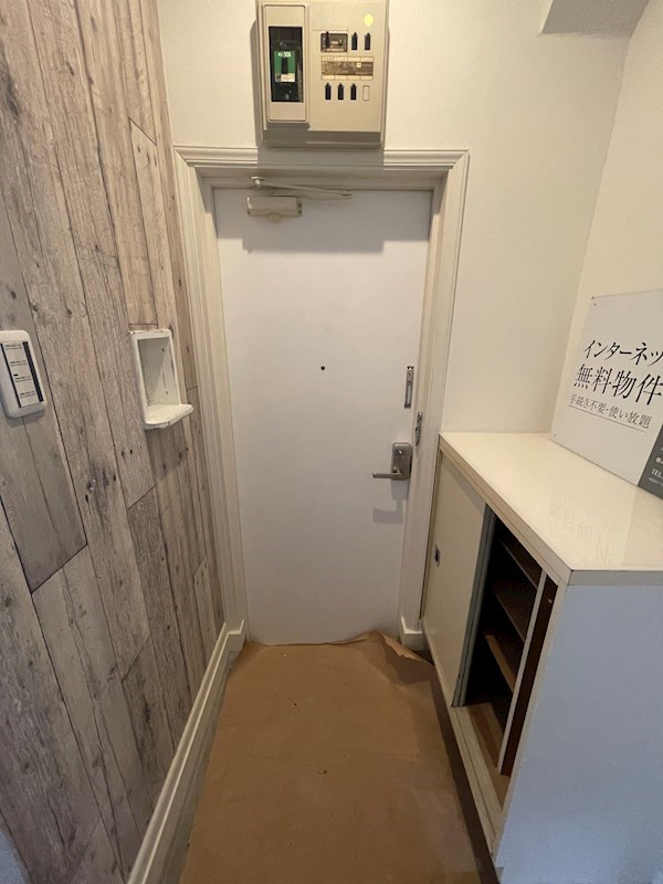 グランドールアイダD棟 玄関