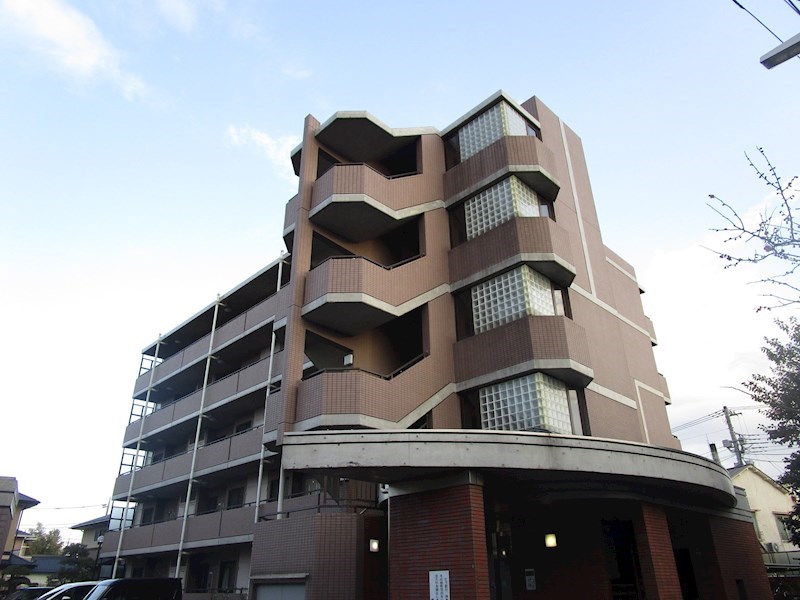 ラフィネス西新井 外観