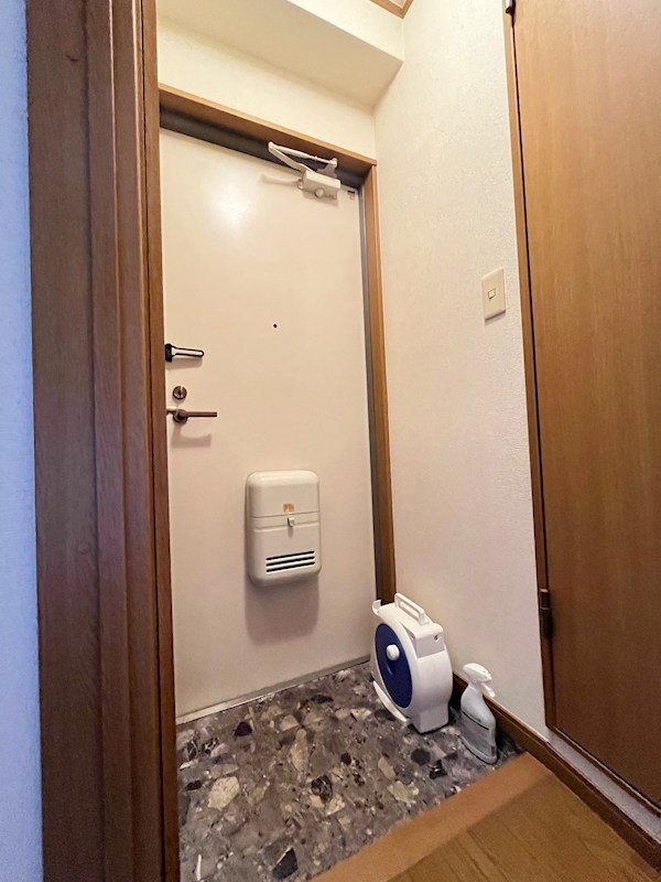 サンライズ 玄関