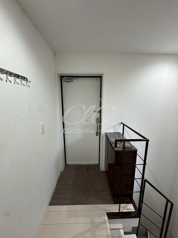 Room328 玄関