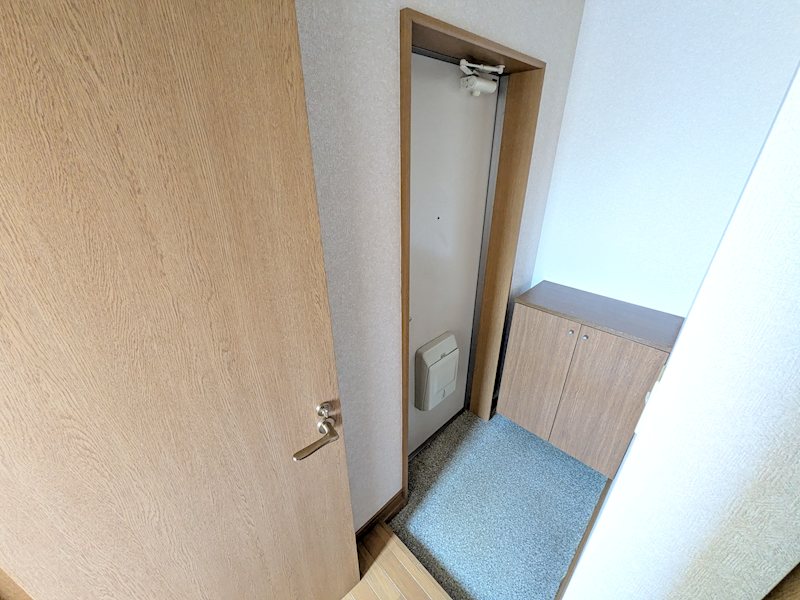 コーポ萌 玄関