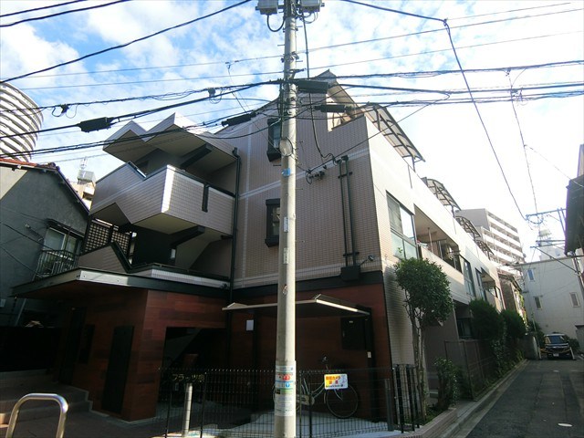 フラッツ泉    外観写真