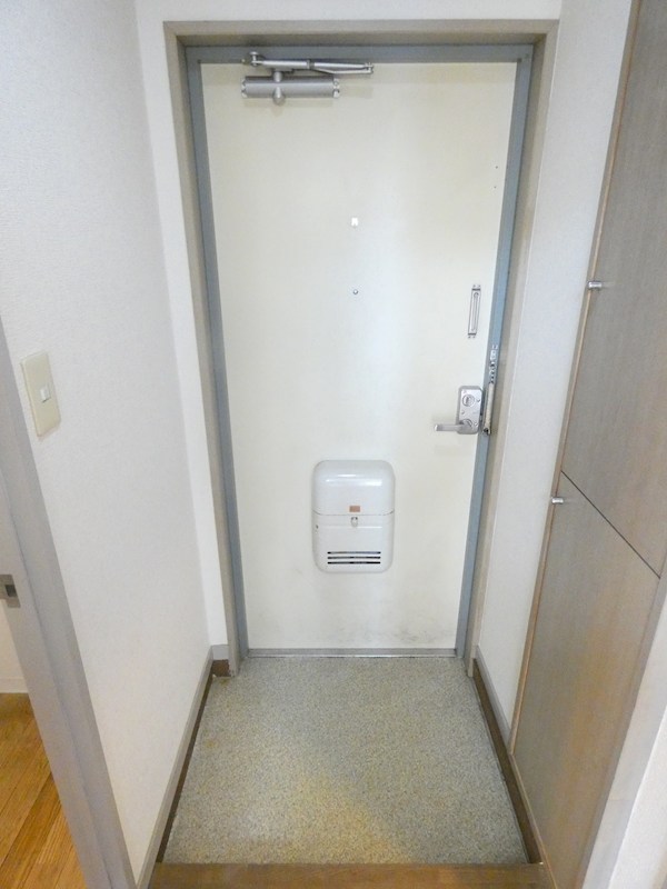 ライラックマンション 玄関