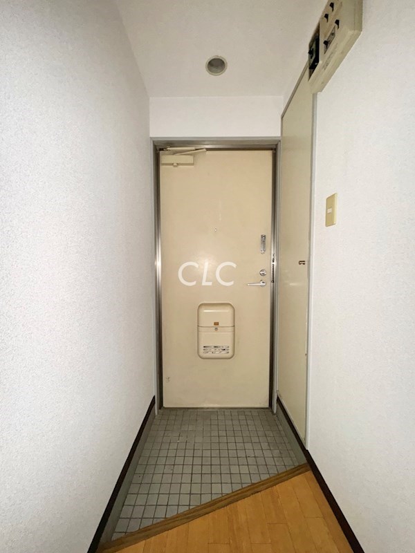 美工動坂ハイツ   玄関